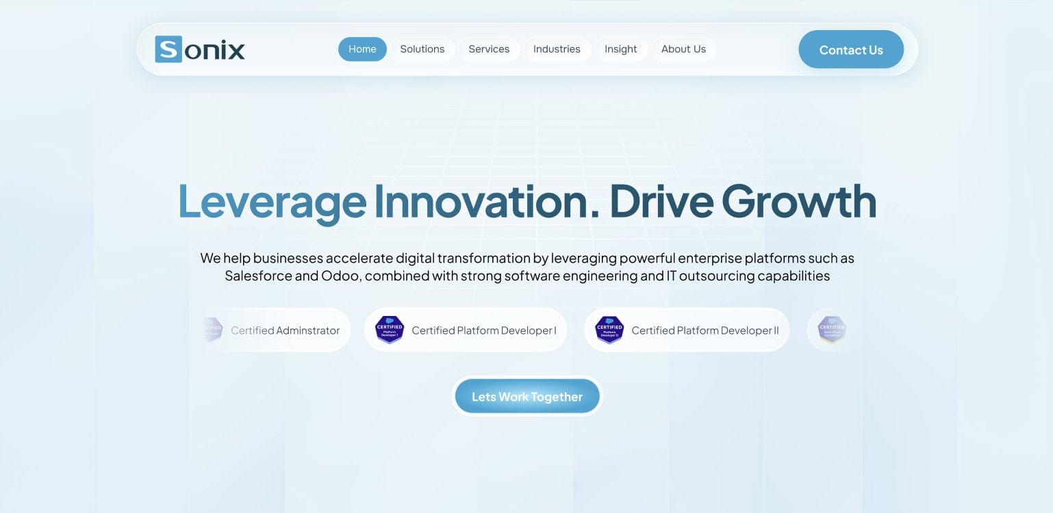 Sonix ra mắt diện mạo mới Website 2.0: Không gian số của sự đổi mới sáng tạo 1 Giao diện trang chủ Sonix Website 2.0 với thiết kế hiện đại và chuyên nghiệp