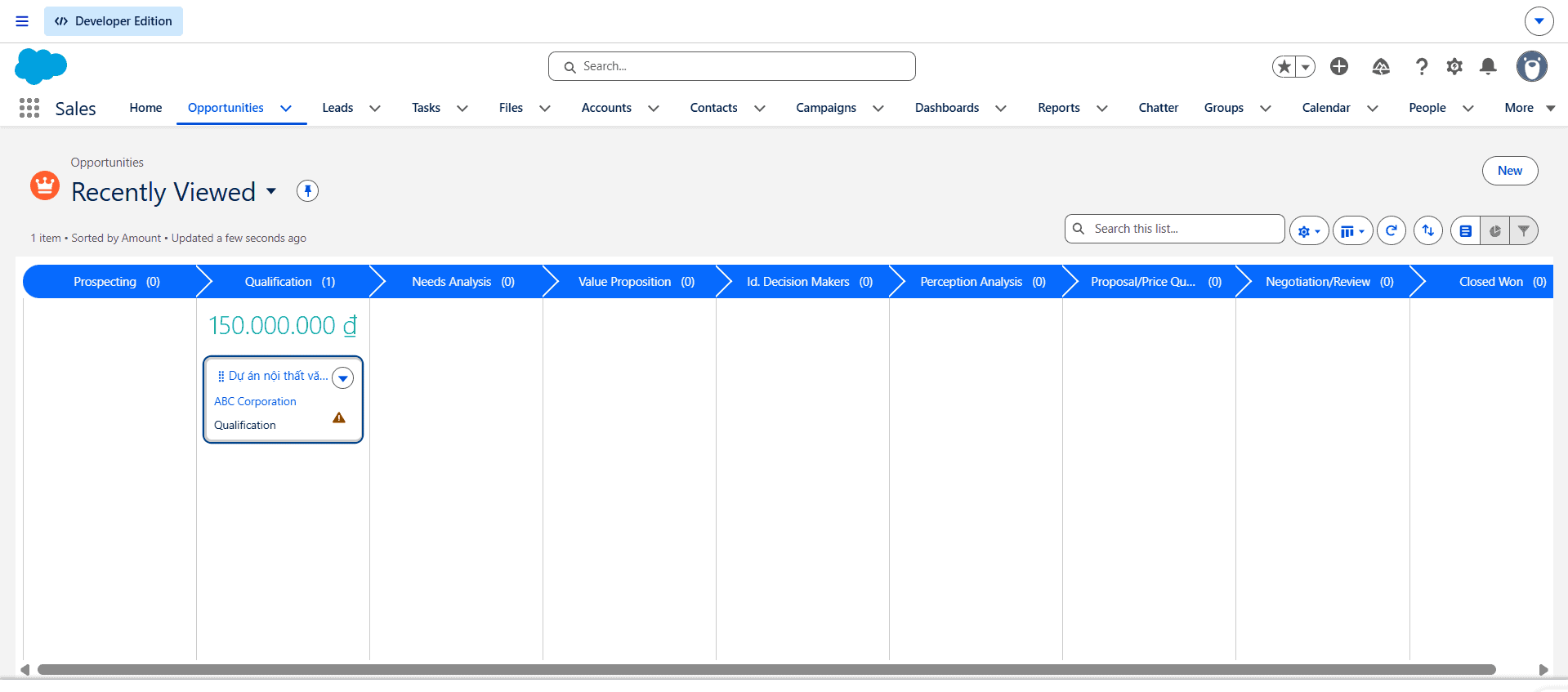 Demo: Tạo pipeline bán hàng Salesforce trong 3 phút 3 Bước 2: Giao diện kéo thả Kanban trực quan khi tạo pipeline bán hàng Salesforce